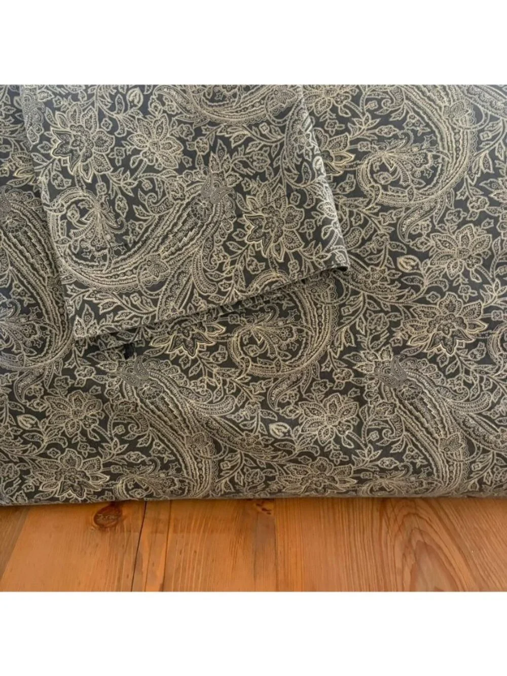 Vintage Dan River Set Of 2 Standard Pillowcases Blue/White Paisley Cottage Core